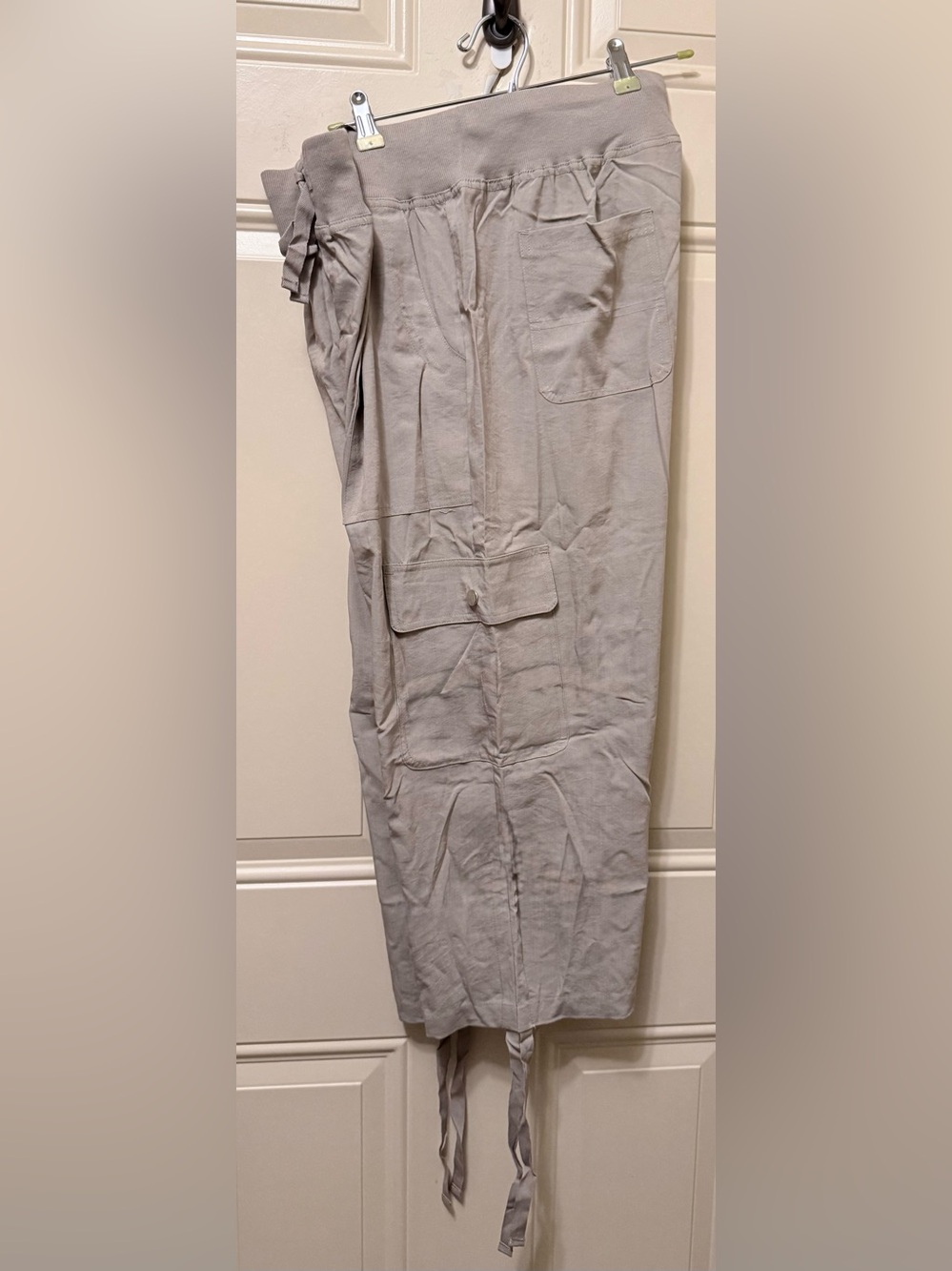 GK Khaki Pull On Crop Cargo Pants Size 2X